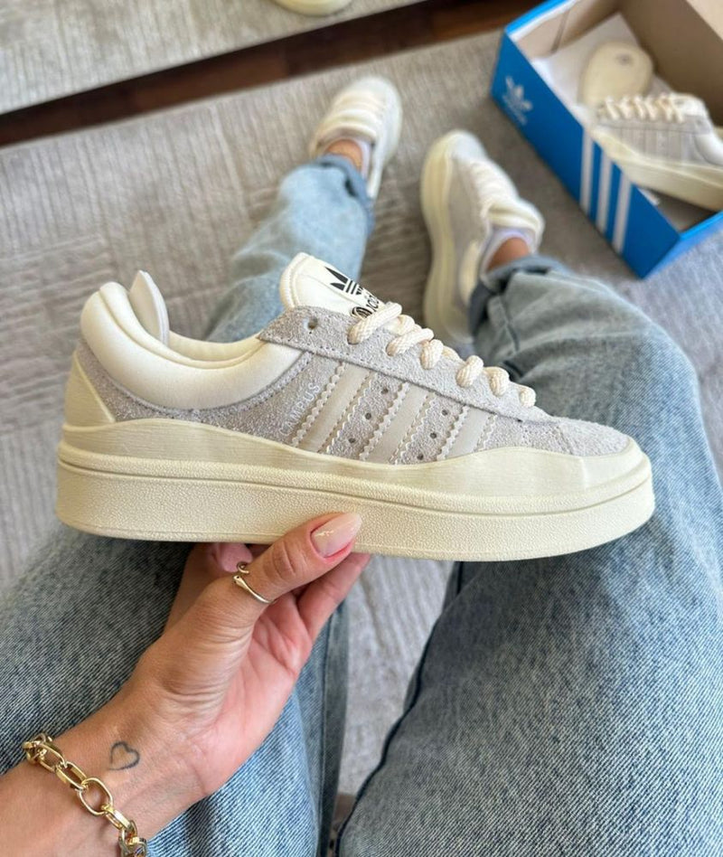 Tênis Adidas Campus bad bunny - cinza/branco