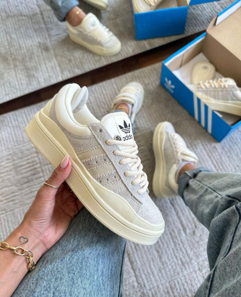Tênis Adidas Campus bad bunny - cinza/branco