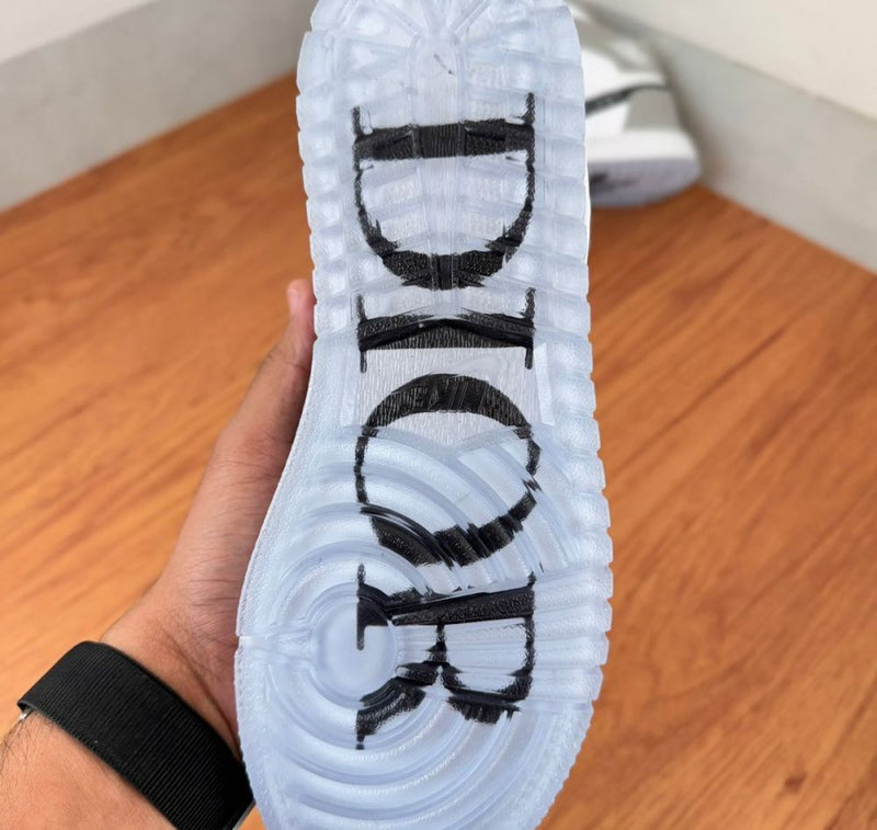 Tênis Air Jordan 1 - DIOR
