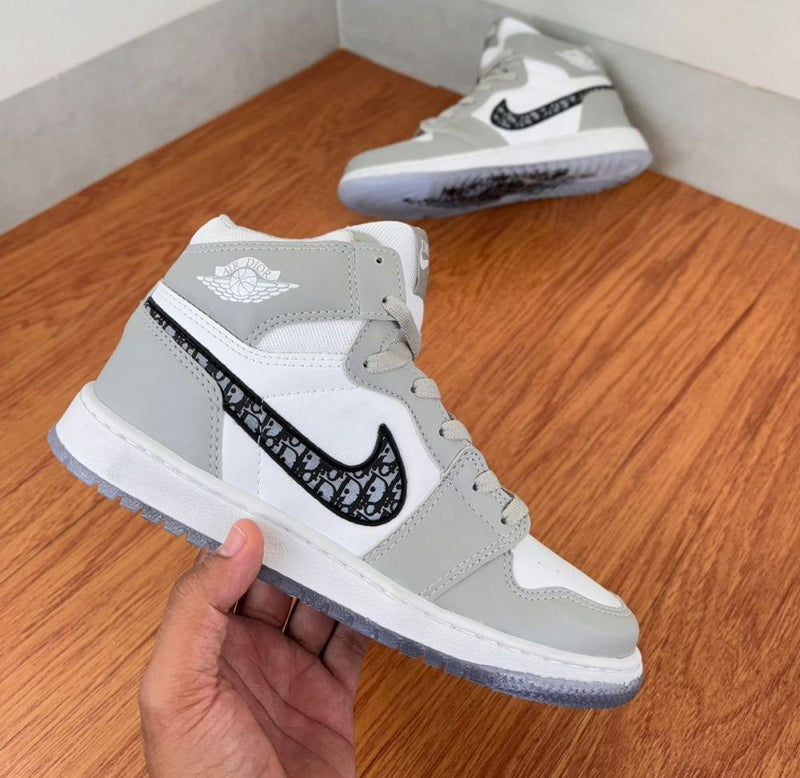 Tênis Air Jordan 1 - DIOR