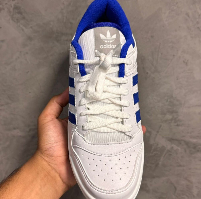 Tênis Forum Low 84 ADV - branco/royal