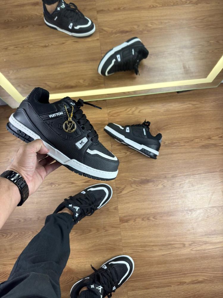 Tenis Louis Vuitton - All Black