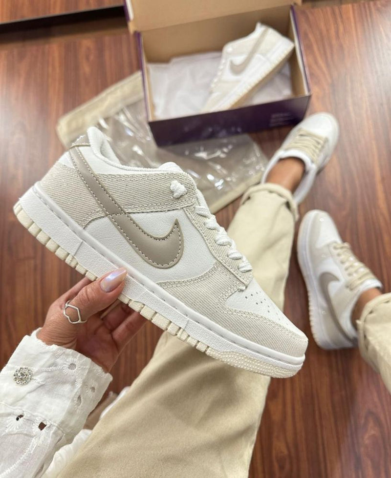 Tênis SB Dunk Low - Glitter