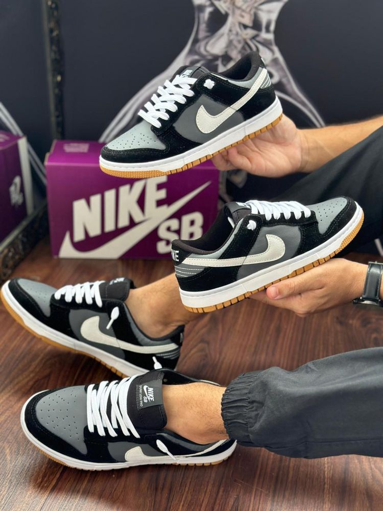 Tênis SB Dunk Low - Látex