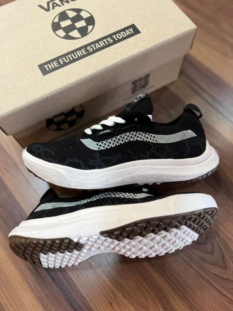 Tênis Vans Ultrarange - VR3 Preto