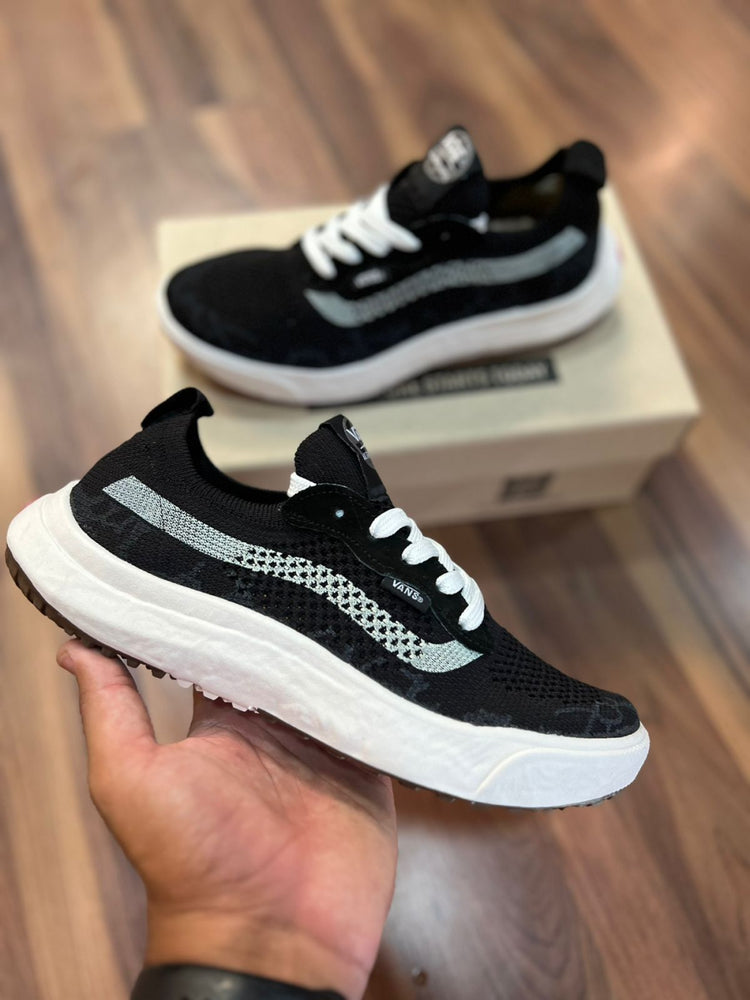 Tênis Vans Ultrarange - VR3 Preto