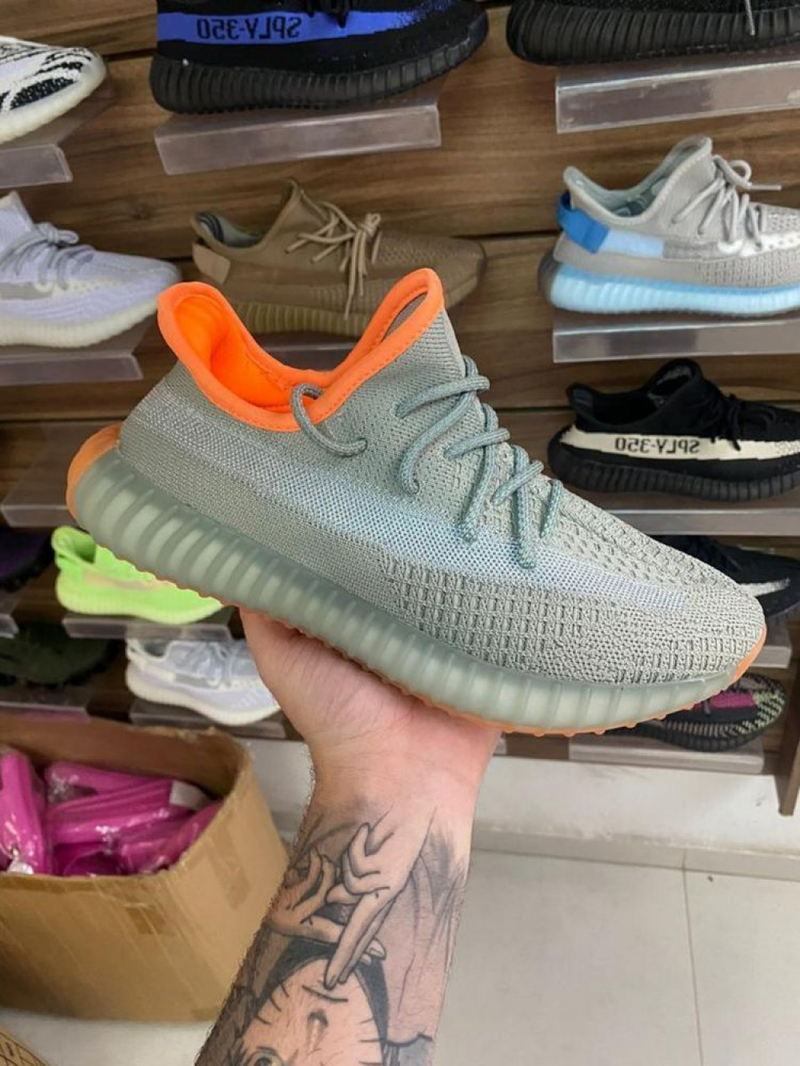 Tênis Yeezy Boost 350 - Desert