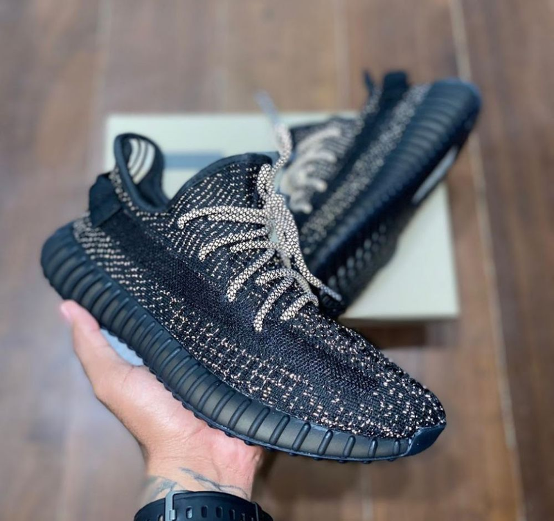 Tênis Yeezy Boost 350 - Static Black