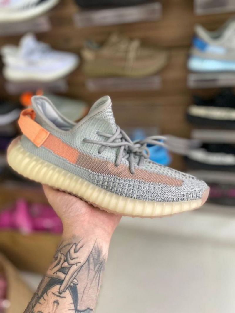 Tênis Yeezy Boost 350 - True Foam